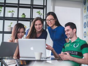 Read more about the article Viral Marketing: How To Do It Right